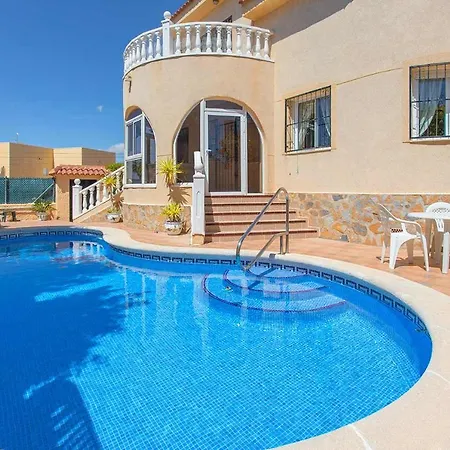 Villa Ch Leonor