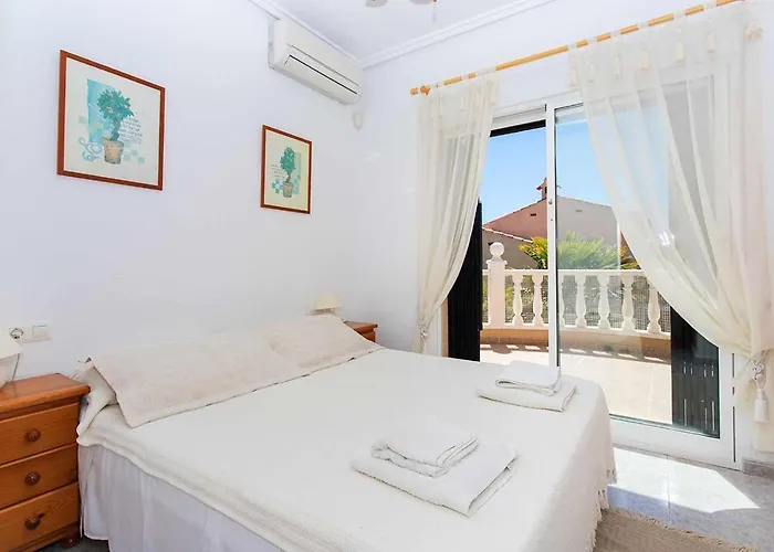 Ch Leonor ヴィラ シウダー・ケサダ