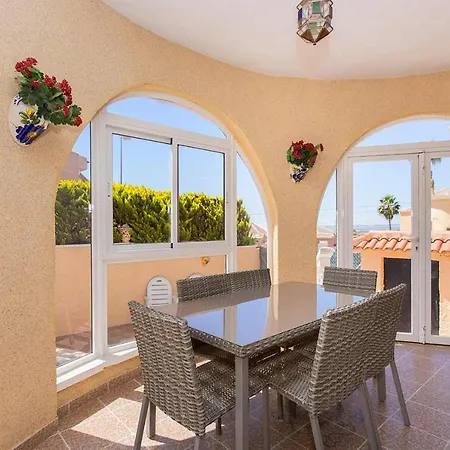 Ch Leonor Villa